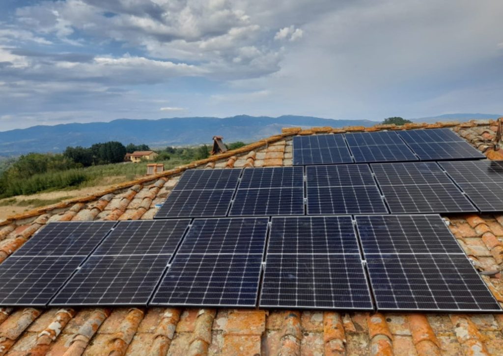 Installazione Impianto Fotovoltaico, Storage, Pompa Di Calore Ibrida E ...