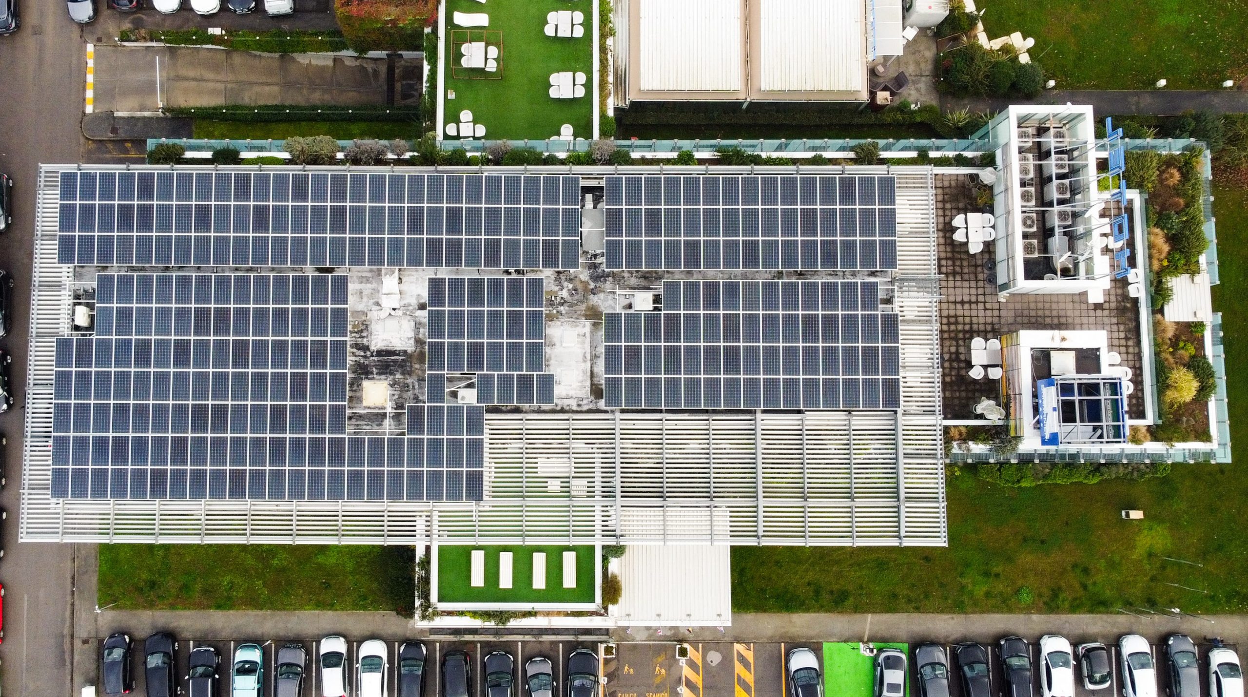 fotovoltaico hotel Unoenergy.it scaled